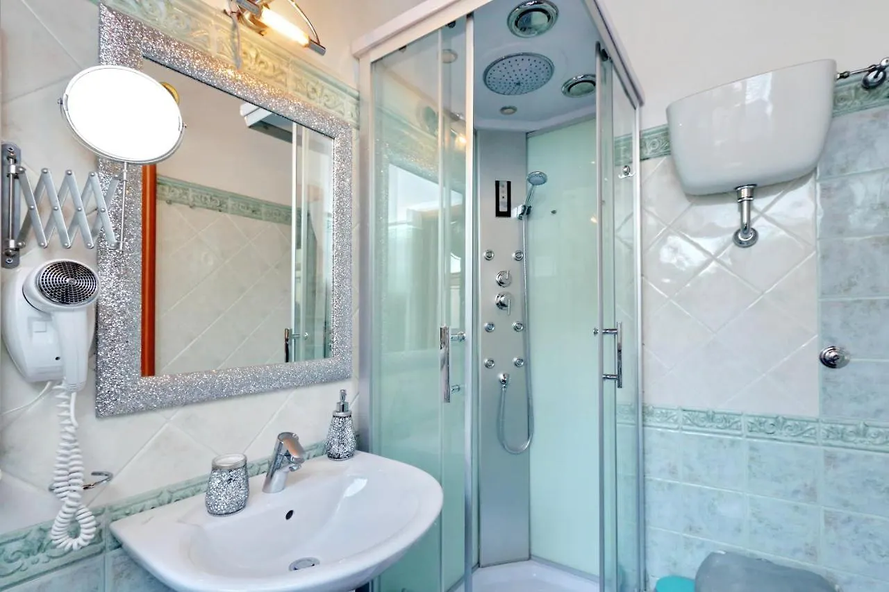 Apartamento Luxury Domus Roma 0*,  Italia